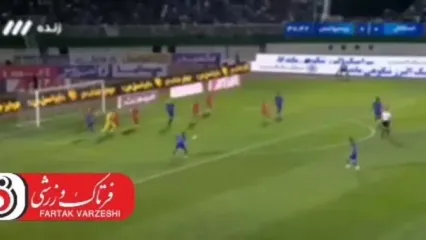 برخورد شوت جلالی به تیر دروازه پرسپولیس