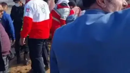 فیلم واژگونی مرگبار تریلی در سه‌راهی دانشگاه آزاد ورزقان