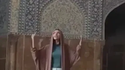 تعجب بلاگر روسی از معماری مسجد شیخ لطف‌الله