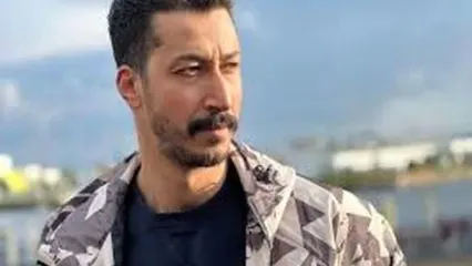 حمله فراستی به بهتاش پایتخت با کلمه میمون!