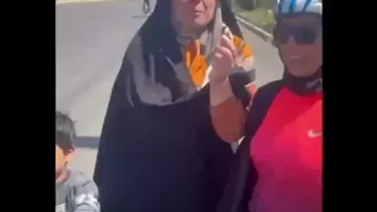 دختران بی‌کفش از یک شهر دورافتاده