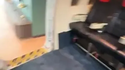 بعد از پژو پارس، پای هواپیما هم به داخل خانه باز شد!