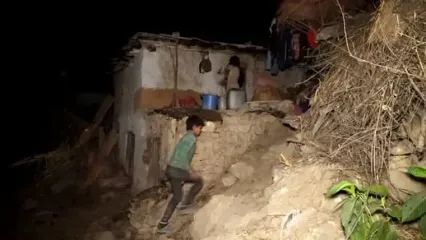 ببینید؛ غذای روستایی در نپال؛ خشک کردن گوشت و تهیه غذا با گوشت گاومیش در کوهستان