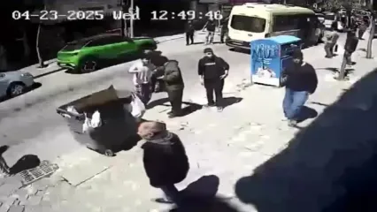 فیلم لحظه پریدن مرد روی ماشین در زلزله استانبول