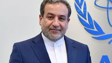 عراقچی: ویتکاف چند جور صحبت کرده است