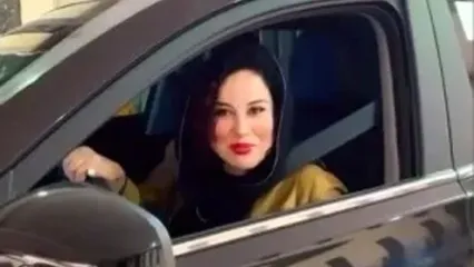 عیادت آشا محرابی از ننه نقلی، مادر عمو پورنگ
