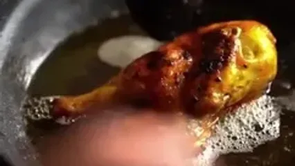 اکبر جوبه با رب انار محلی و ته چین