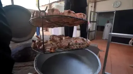 ببینید؛ غذای خیابانی در عربستان؛ کله پاچه و غذاهای دریایی در احساء