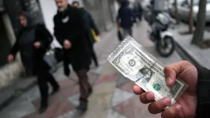 ضرب‌و‌شتم خبرنگار پیگیر قیمت دلار در تهران!