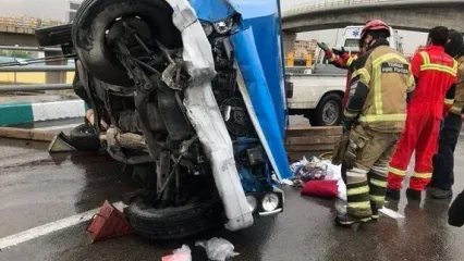 واژگونی مرگبار نیسان در بزرگراه باکری