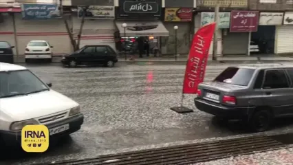 بارش شدید تگرگ در سنندج و آبگرفتگی معابر