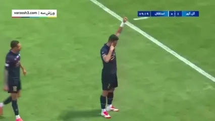 گل به خودی عجیب ستاره استقلال به حسینی را ببینید