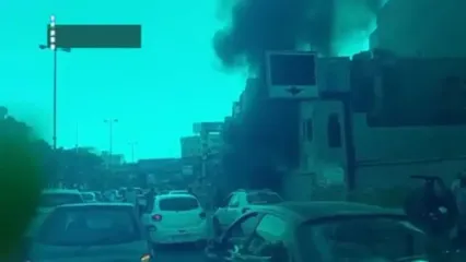 آتش گرفتن خودروی پژو در اتوبان مدرس تقاطع مطهری