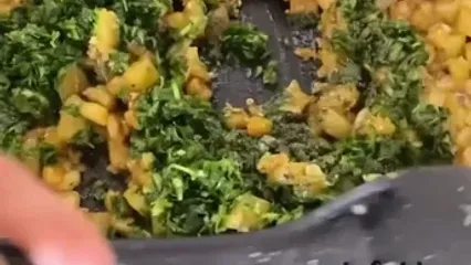 جمعه ها با غذاهای اصیل و سنتی ایرانی؛ غذای امروز خورشت ملاقورمه