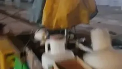 واژگونی حصار پروژه شهرداری در تجریش بر اثر وزش باد !