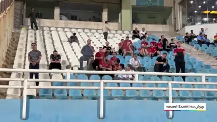علیرضا بیرانوند در انتظار سوت پایان و جشن قهرمانی تراکتور