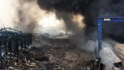تصایر تکان‌دهنده از گودالی که در بندر رجایی باز شد
