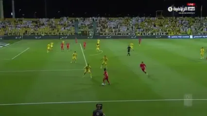 گلزنی مهم سعید عزت‌اللهی در بازی شباب الاهلی مقابل الوصل