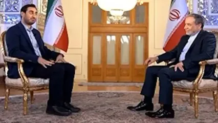 گاف عجیب مجری تلویزیون، عراقچی را شوکه کرد!