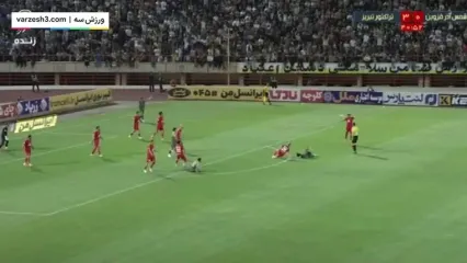 تراکتور قهرمان لیگ‌برتر فوتبال ایران شد / خلاصه بازی شمس آذر 0 - تراکتور 4