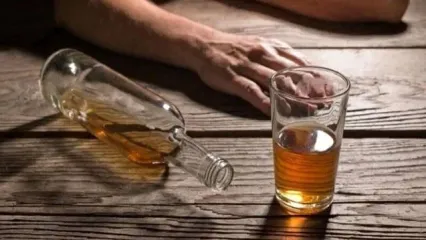 چگونه جانِ مسمومان الکلی را نجات دهیم؟
