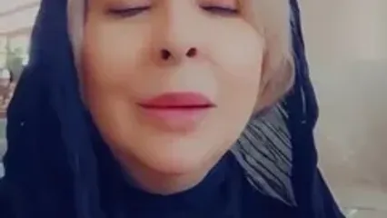 فیلم آواز غمگین مرجانه گلچین به سبک گوگوش / آهنگ دیگه برگرد بسه این همه عذاب را با سوز خواند !