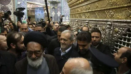 پزشکیان به زیارت حرم حضرت معصومه (س) رفت