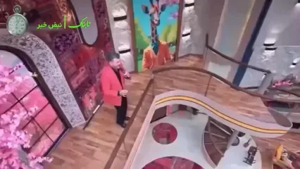 ببینید؛ اجرای آهنگ گوگوش توسط محمود شهریاری در عروسی نعیمه نظام‌دوست