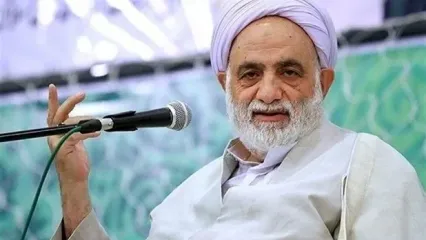 قرائتی: مدرک همانند کش شلوار، بی‌ارزش است!