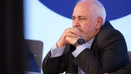محمدجواد ظریف نمایشگاه کتاب را بهم ریخت!