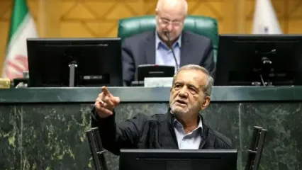 پزشکیان: دزدان قهار کره زمین به ما می‌گویند غارتگر!