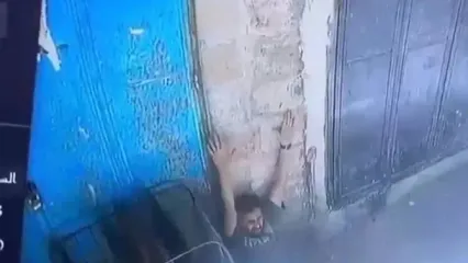 لحظه تکان‌دهنده اعدام میدانی یک مسلمان
