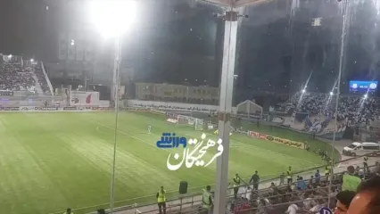 تماشاگرانی که یواشکی نیمه‌نهایی حذفی را دید زدند!
