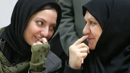 حضور برخی چهره‌ها در مراسم یادبود مادر مهناز افشار