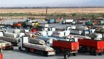 فارس: خبر اعتصاب کامیون‌داران کار ضدانقلاب است