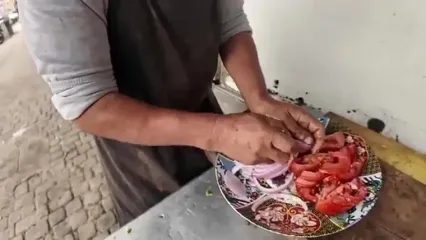 ببینید؛ غذای خیابانی در مراکش؛ تهیه انواع کباب در کازابلانکا