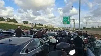 کشف بمب ساعتی پیچیده‌شده در پرچم اسرائیل