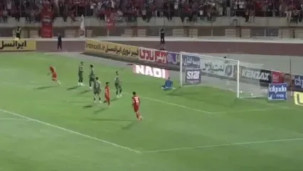 گل سوم تراکتور به شمس آذر؛ زننده گل دروژدک