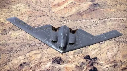 مکالمه خلبان بمب‌افکن B-2 در راه بازگشت از دیگو گارسیا