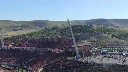 حضور نماینده گینس در جشن قهرمانی تراکتوری‌ها!