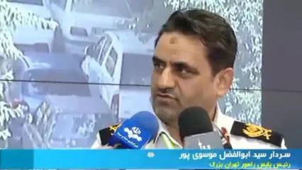 رئیس پلیس راهور تهران: خودروها و موتورهایی که در پیاده‌روها پارک شوند، توقیف خواهند شد