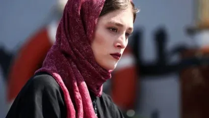رفتار صمیمانه فرشته حسینی با طرفدارانش موردتوجه قرار گرفت