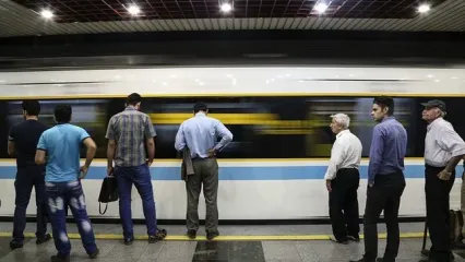 گاف عجیب و باورنکردنی روی تابلوی مترو تهران