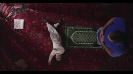 جگرسوز کوتاه «زیر چشمان خدا» به بهانه تشییع جانسوز پیکر شهید ٣ ساله زهرا برزگر