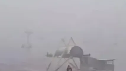 بارش برف در پیست اسکی توچال