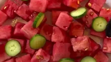 سالاد هندوانه، متفاوت ترین سالاد ممکن برای گرمای تابستان