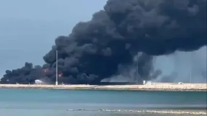 فیلم انفجار بزرگ در بندر دیر بوشهر / محموله متانول جان گرفت