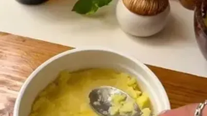 غذای فوری با پوره سیب زمینی و گوشت چرخ کرده