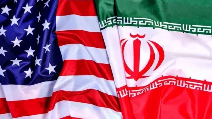 گل یا پوچ با عباس عراقچی در حاشیه مذاکرات با آمریکا در عمان!