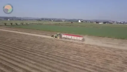ببینید؛ مراحل کاشت، برداشت و فرآوری گوجه فرنگی و تولید سس گوجه در کارخانه